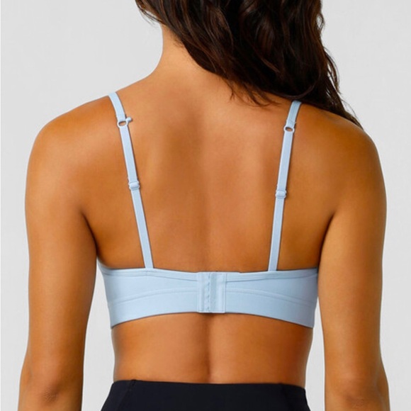 Lorna Jane Light Blue Sports Bra - Size small - Picture 4 of 9